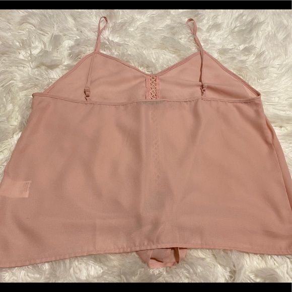 Knot crop top - Picture 2 of 2